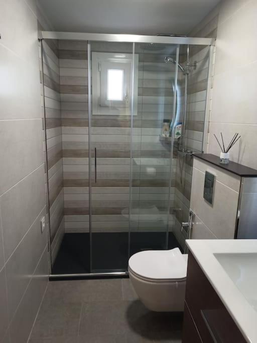 בטאנסוס Apartamento Con Vistas Al Rio מראה חיצוני תמונה